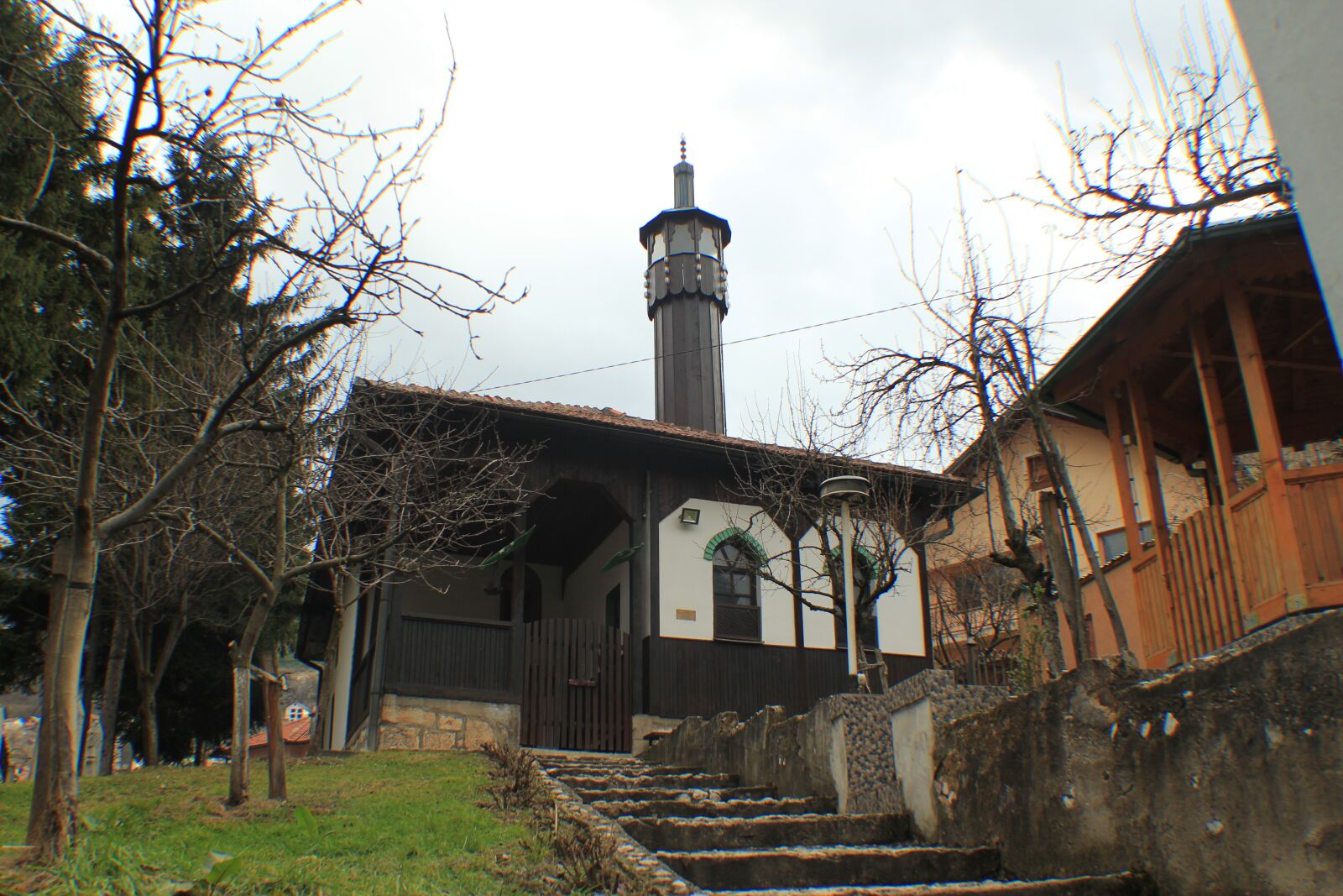 Canon EOS 550D (EOS Rebel T2i / EOS Kiss X4) sample photo. Sarajevo, tepebasina, mosque photography