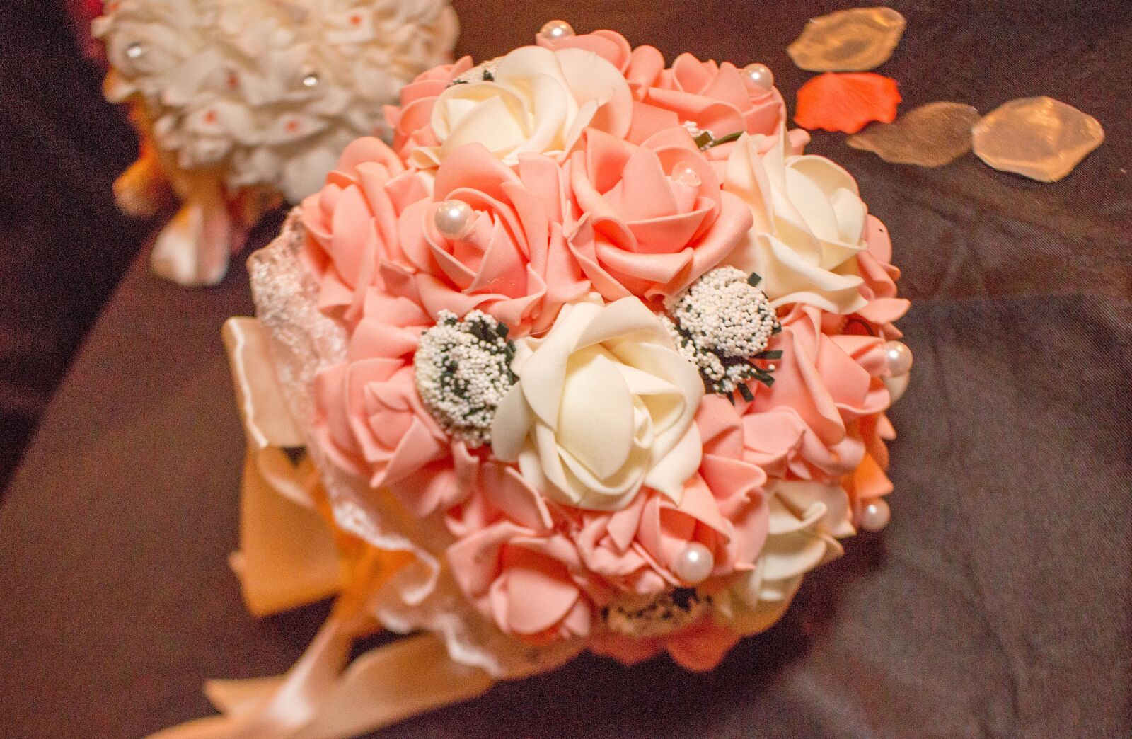 Canon EOS 700D (EOS Rebel T5i / EOS Kiss X7i) sample photo. Wedding, decoration, flower photography