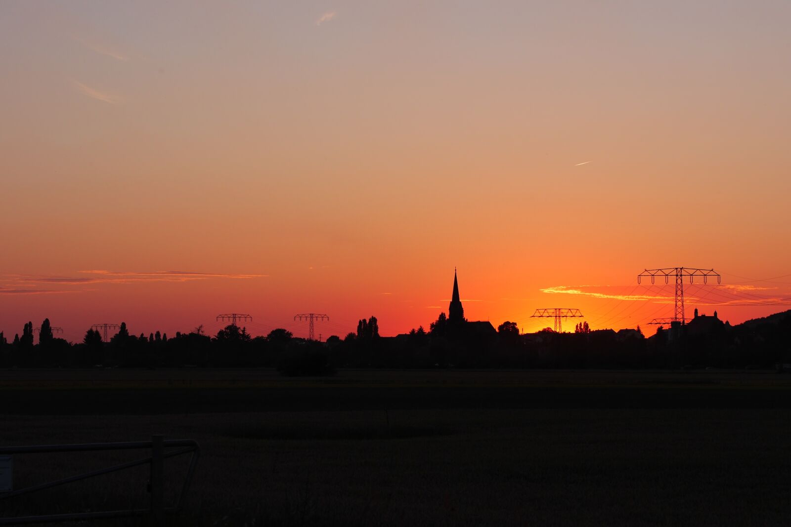 Panasonic Lumix DMC-GH3 sample photo. Sunset, evening, silhouette photography