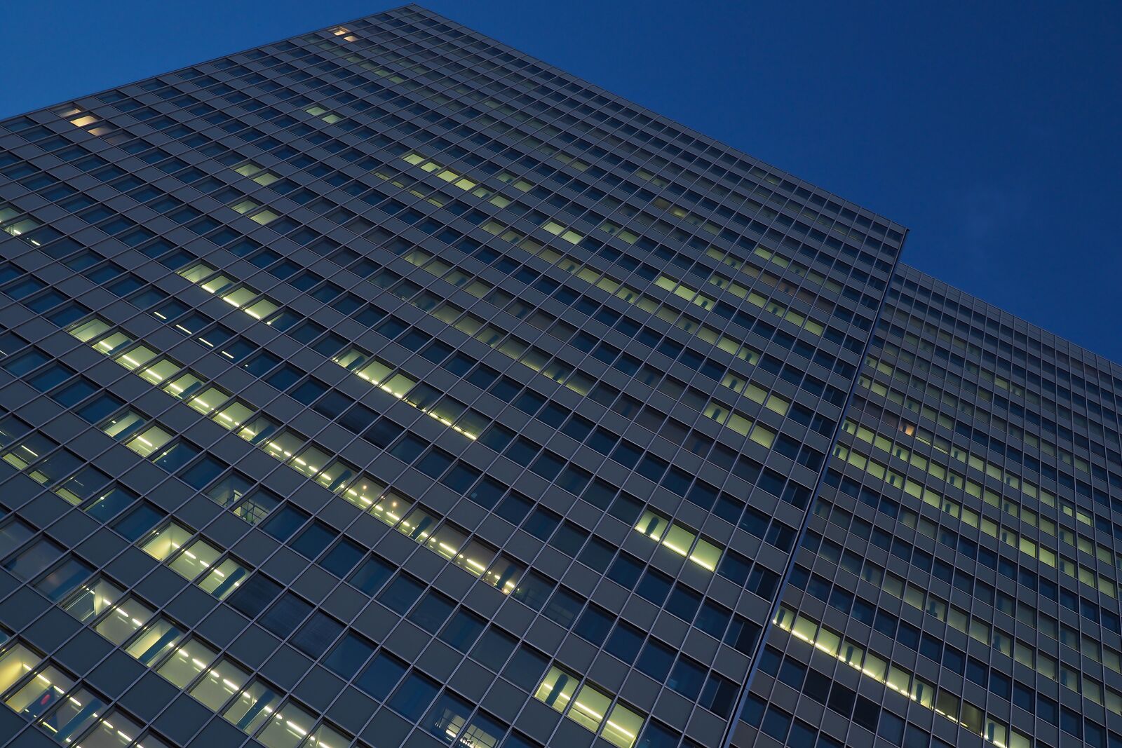 Olympus OM-D E-M10 sample photo. Architecture, city, skyscraper photography