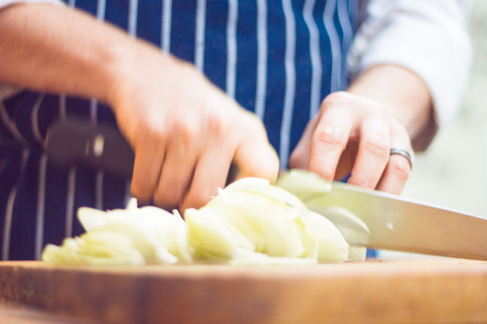Canon EOS 60D + Canon EF 50mm F1.8 II sample photo. Blurred, chef, cook, cooking photography