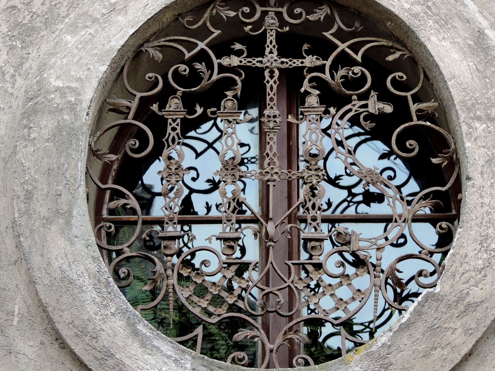 Nikon Coolpix P520 sample photo. Art, baroque, cast iron photography