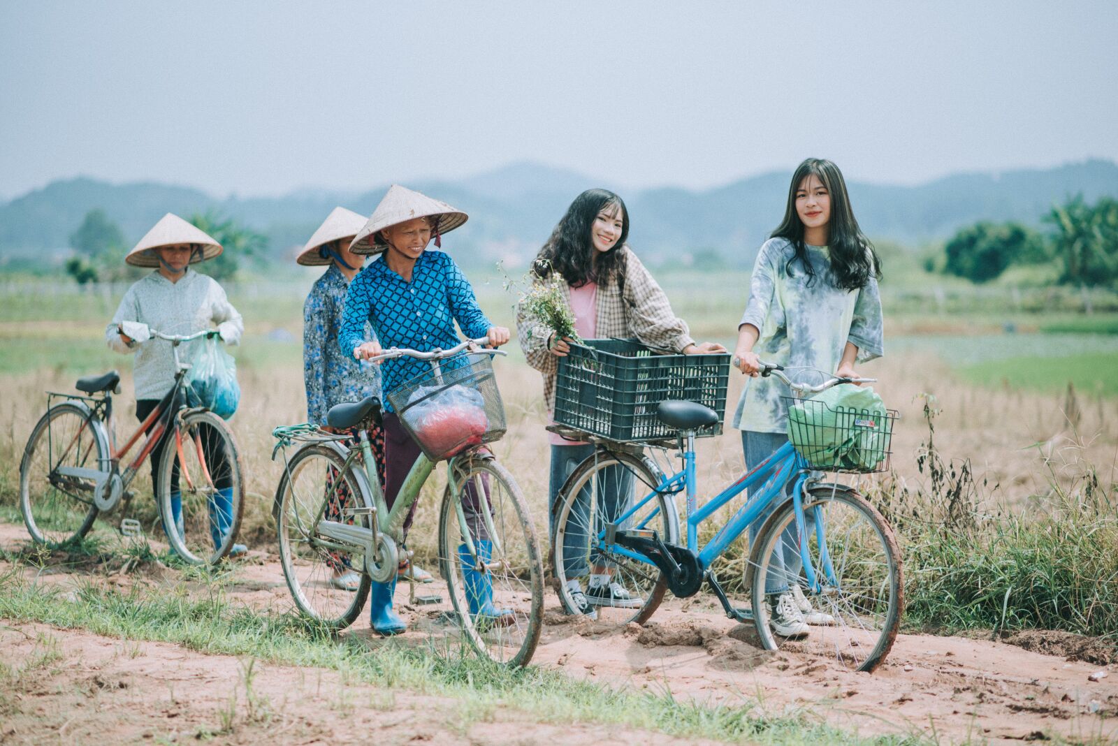 Nikon D750 sample photo. Outdoor, bike, women photography