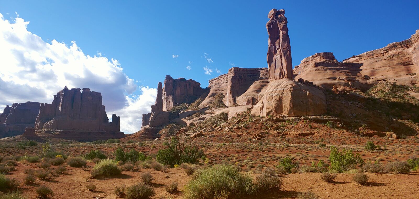 LG LM-V405 sample photo. Arches national park, rock photography