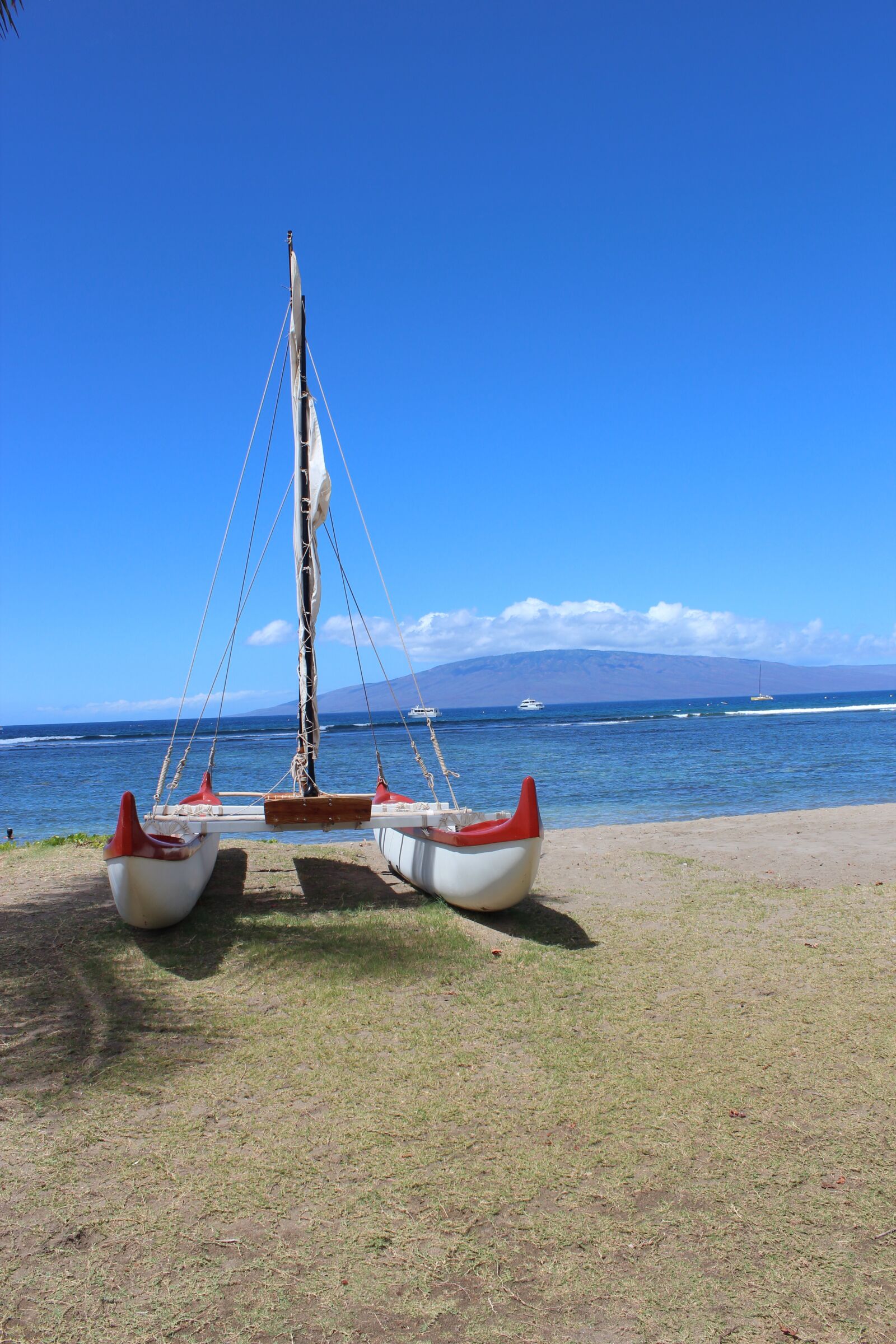 Canon EOS 600D (Rebel EOS T3i / EOS Kiss X5) sample photo. Hawaii, maui, boat photography