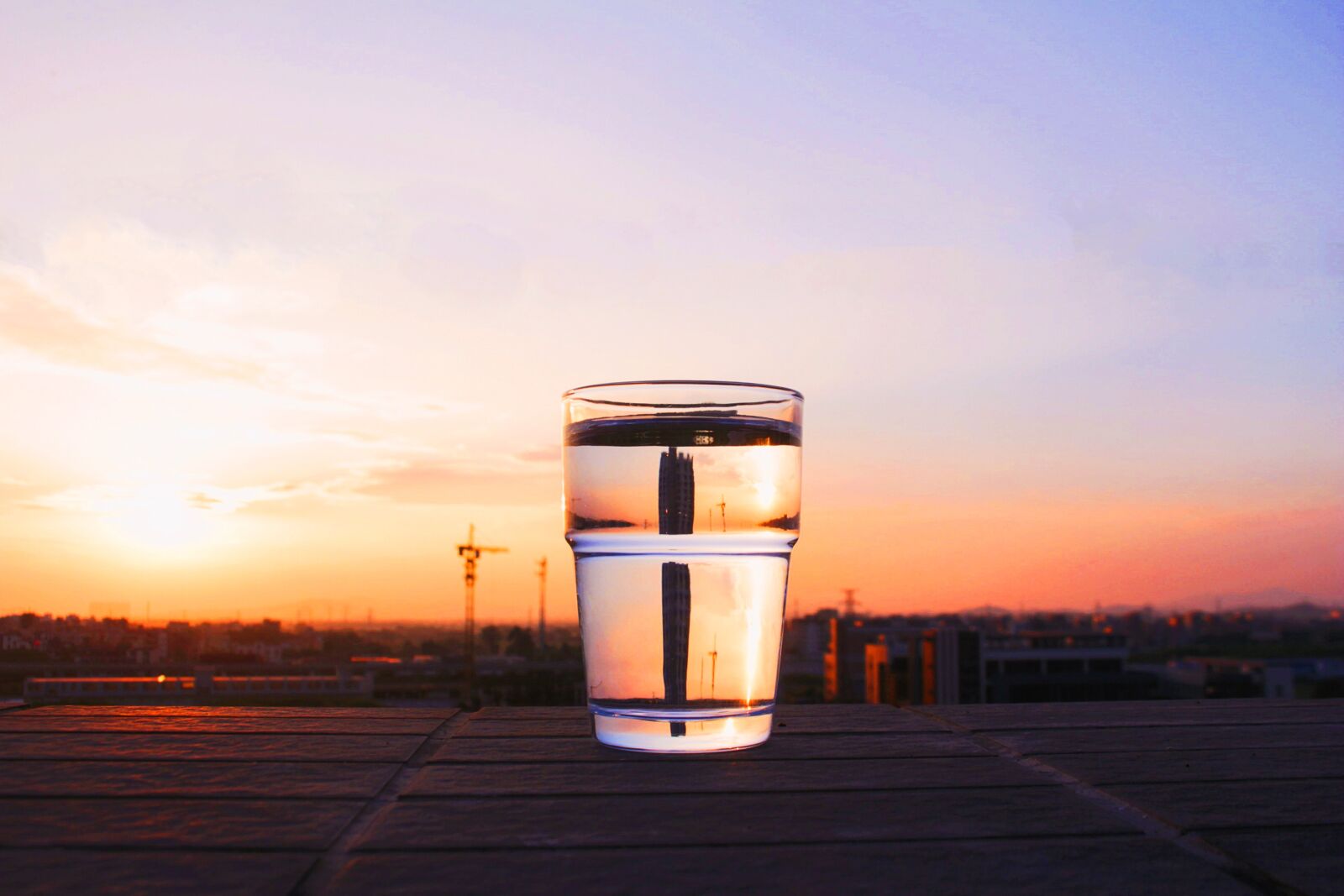 Canon EOS 700D (EOS Rebel T5i / EOS Kiss X7i) sample photo. Water glasses, sunset, campus photography