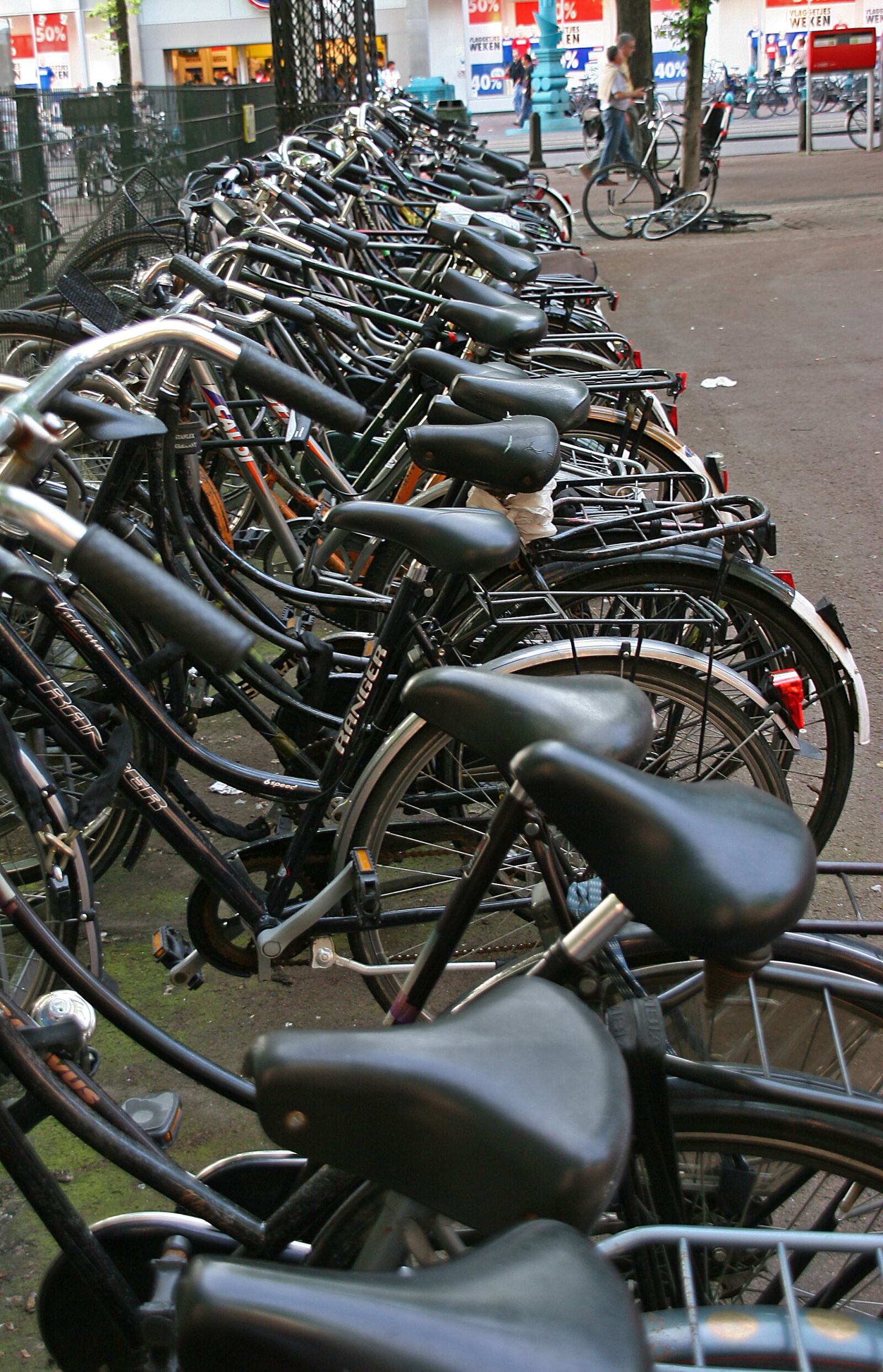 Canon EOS 20D sample photo. Bicycle, netherlands, amsterdam photography