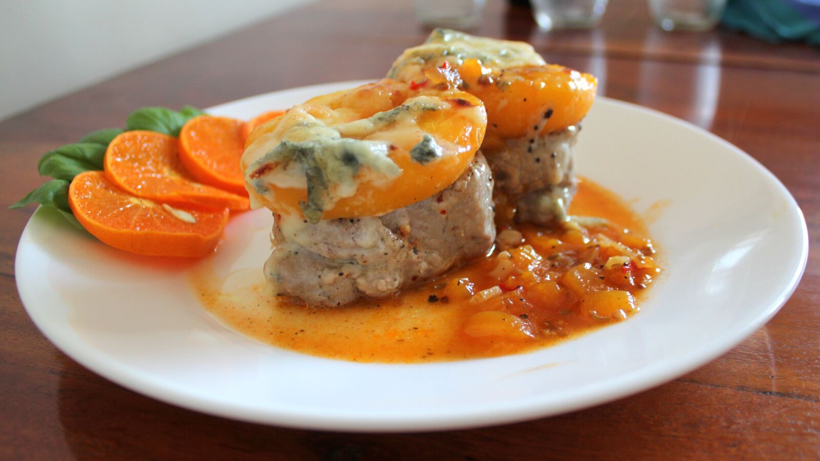 Canon EOS 550D (EOS Rebel T2i / EOS Kiss X4) sample photo. Food, dinner, meal photography