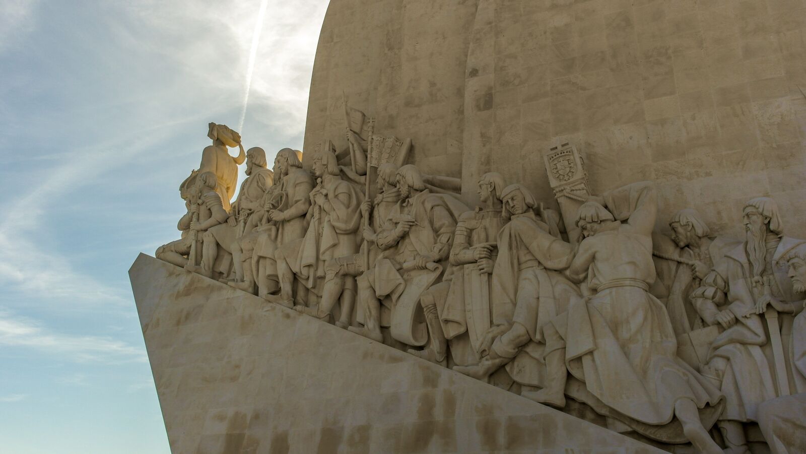 Samsung NX1000 sample photo. Default dos descobrimentos, lisbon photography