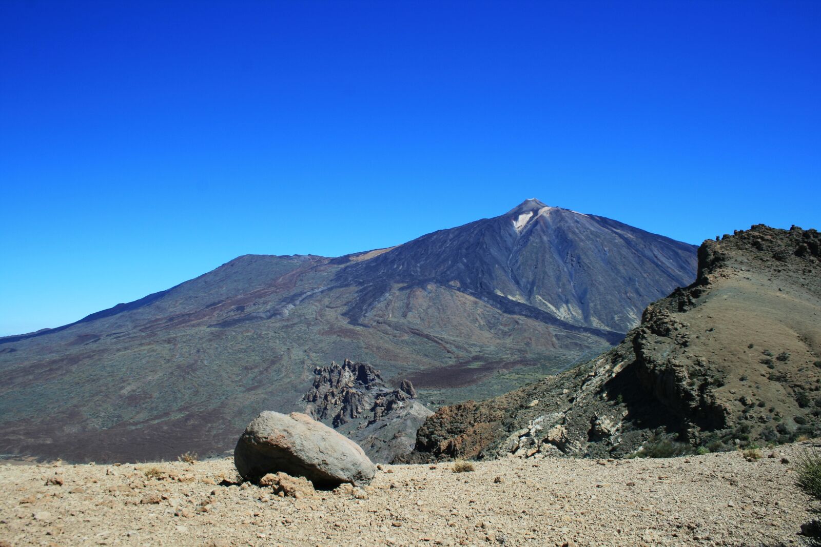 Canon EOS 400D (EOS Digital Rebel XTi / EOS Kiss Digital X) sample photo. Canary islands, teide national photography