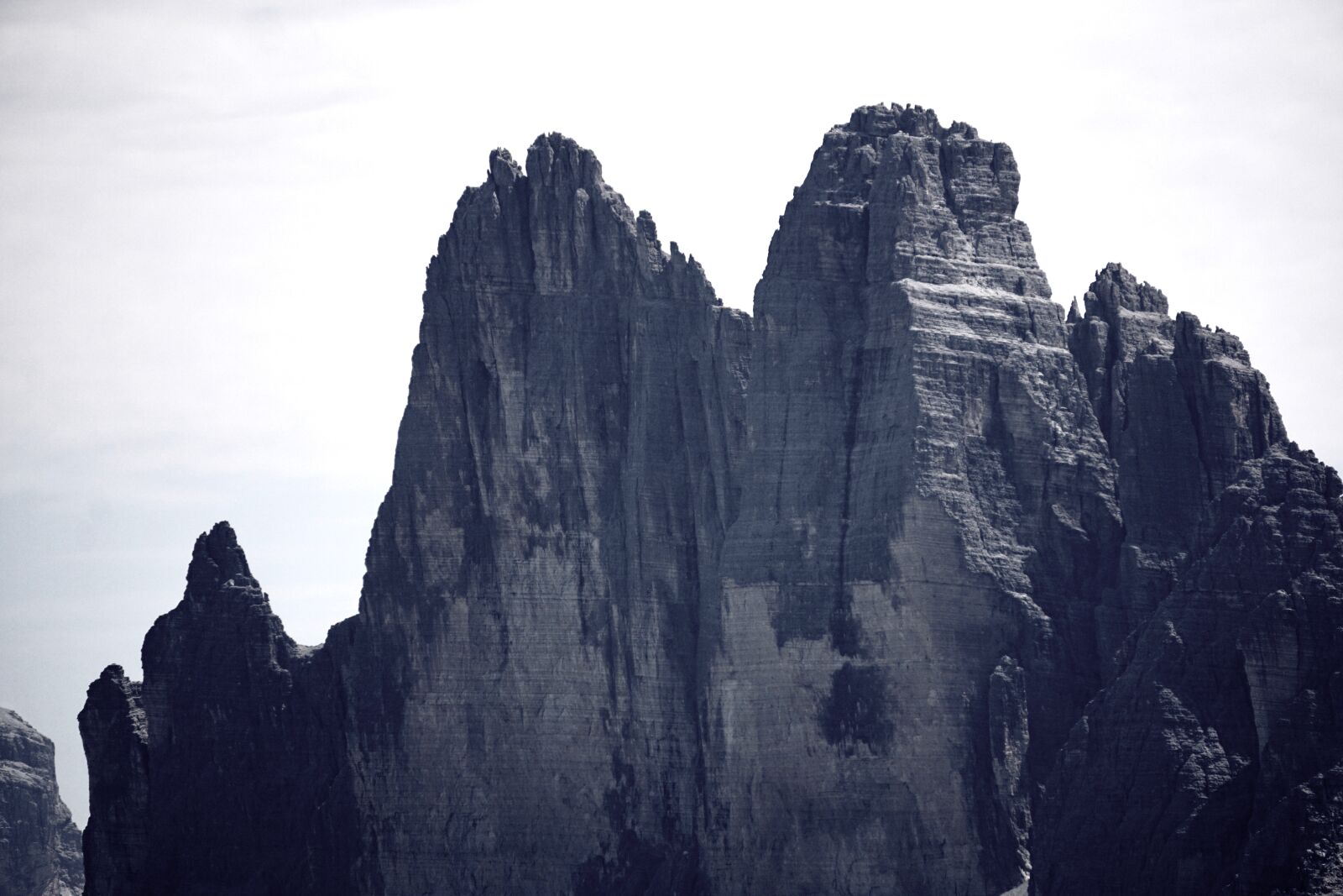 Sony E 55-210mm F4.5-6.3 OSS sample photo. Three zinnen, dolomites, nature photography