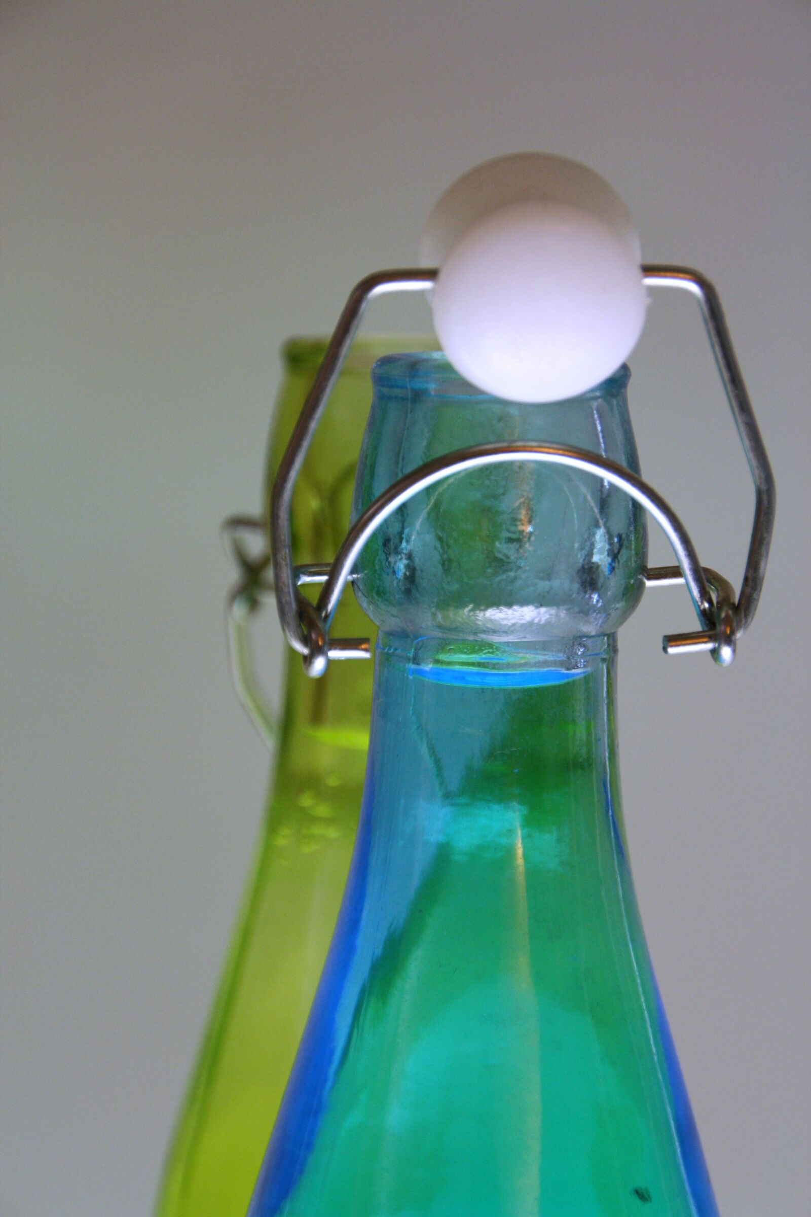 Canon EOS 1000D (EOS Digital Rebel XS / EOS Kiss F) sample photo. Two empty bottles, snap photography