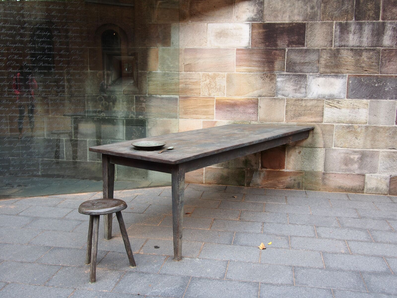 Olympus OM-D E-M5 sample photo. Table, chair, brick photography