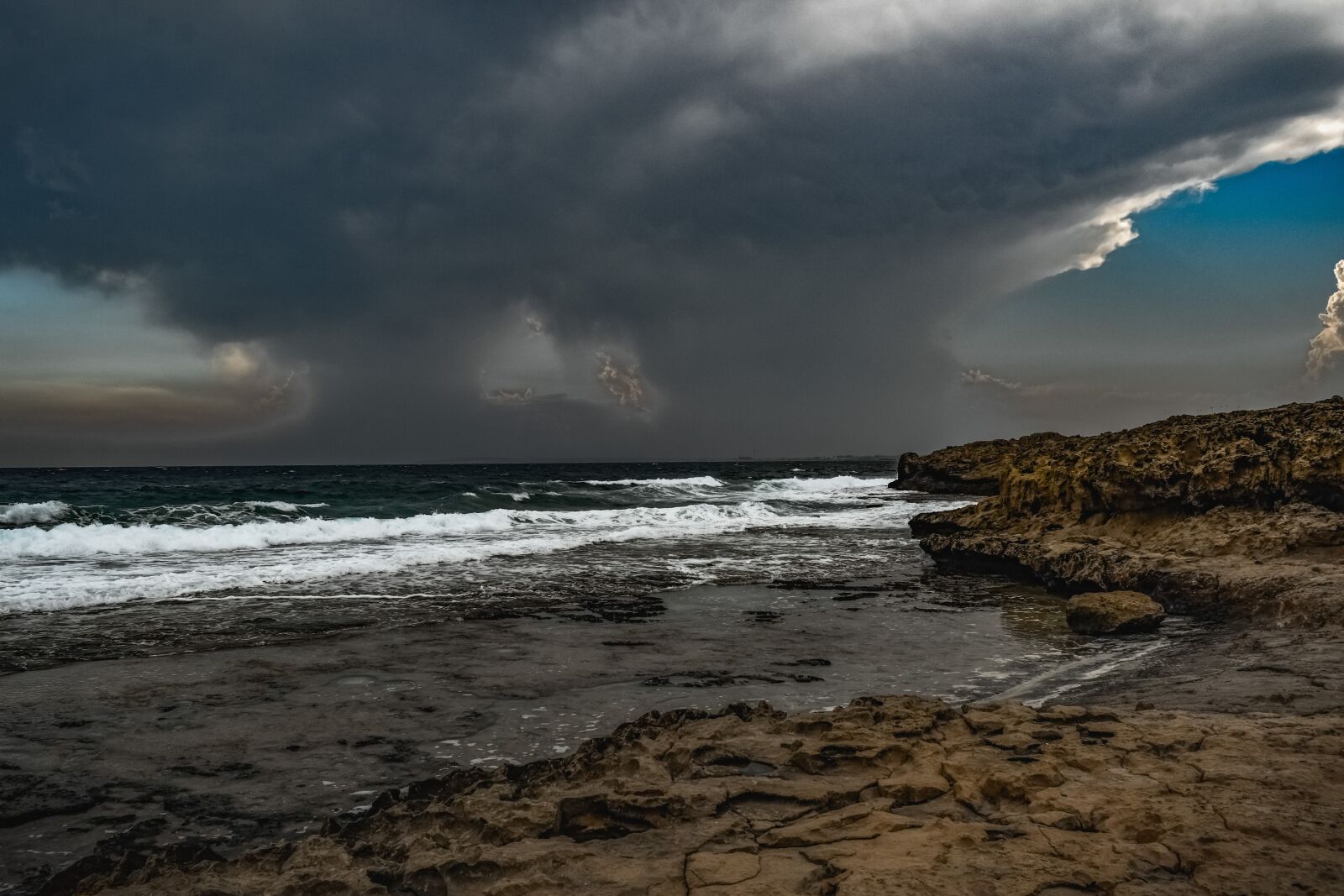 Nikon D3300 sample photo. Overcast, sky, clouds photography
