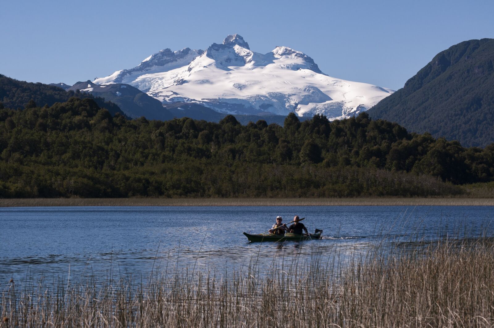 Nikon D5000 sample photo. Nature, landscape, kayak photography