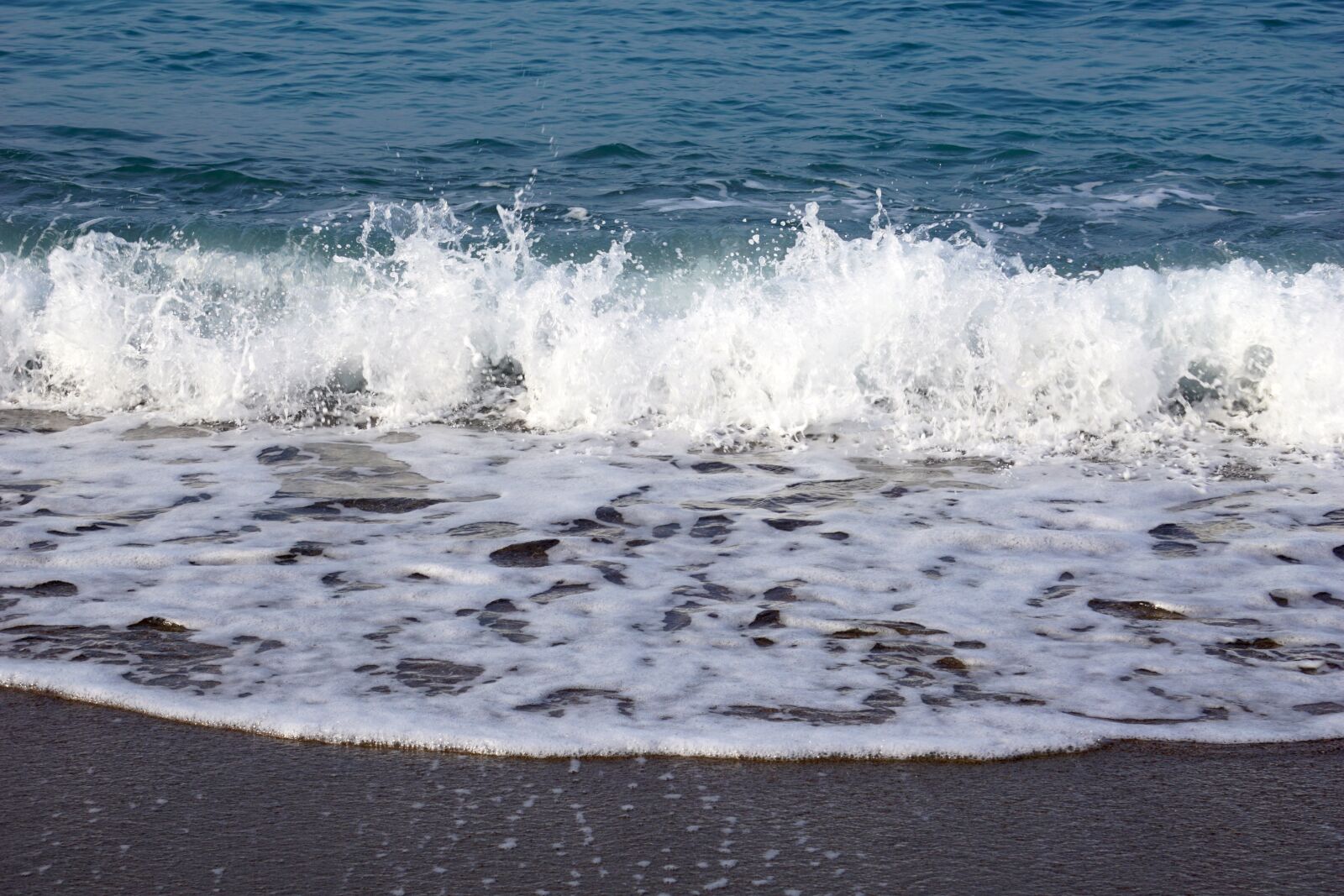 Sony a6000 sample photo. Wave, water, sea photography