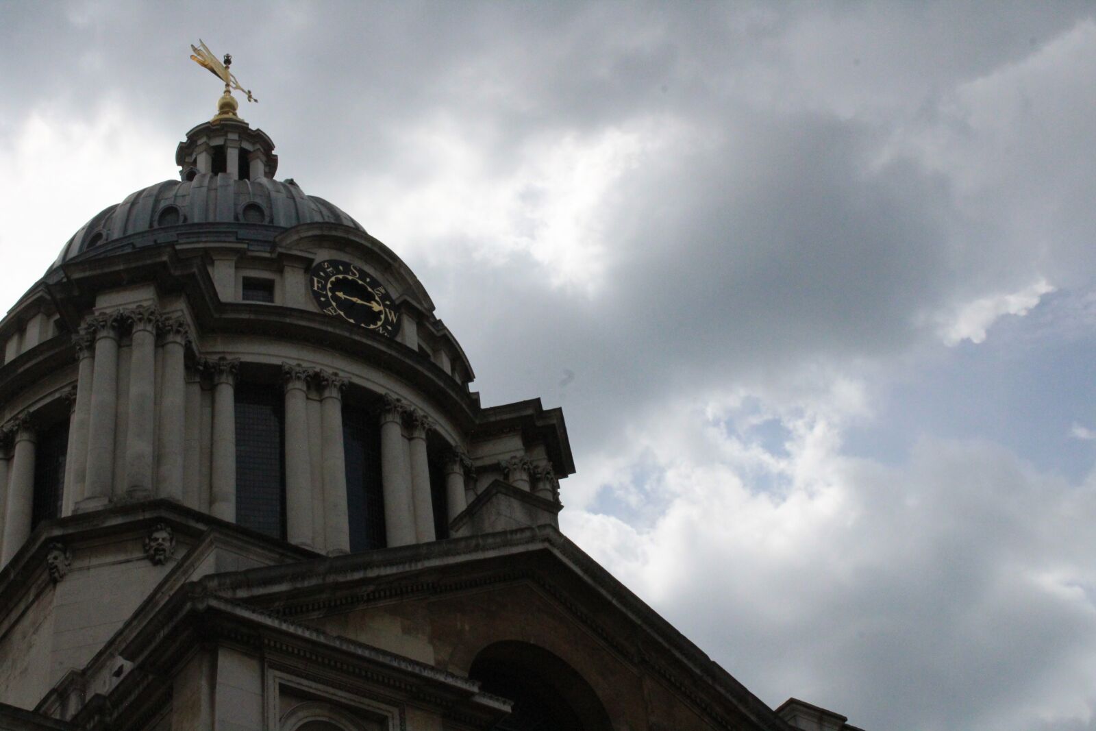 Canon EOS 1300D (EOS Rebel T6 / EOS Kiss X80) sample photo. Greenwich university, architecture, london photography