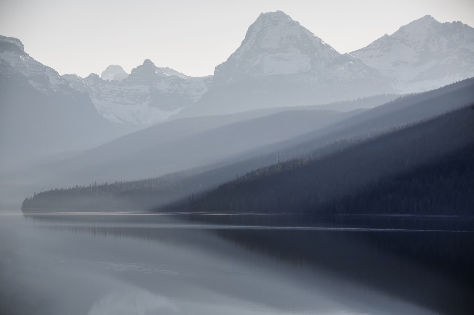 Canon EOS 5D Mark III sample photo. Lake, fog, mist photography
