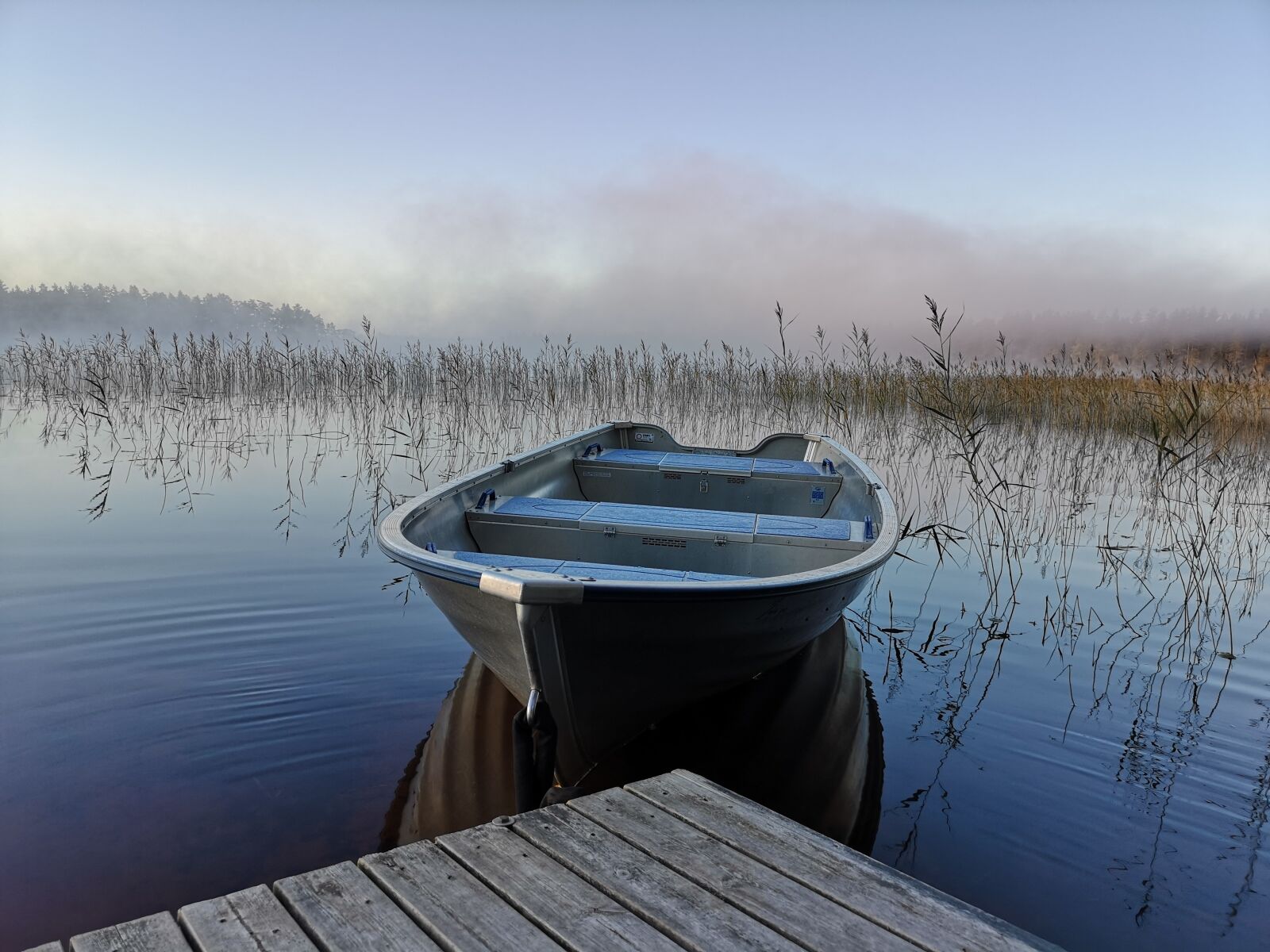 HUAWEI CLT-L29 sample photo. Boat, lake, water photography