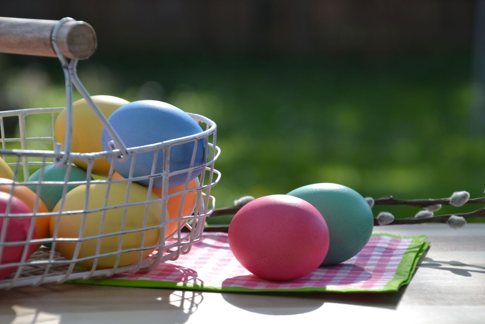 Nikon D3100 sample photo. Egg, easter egg, colored photography