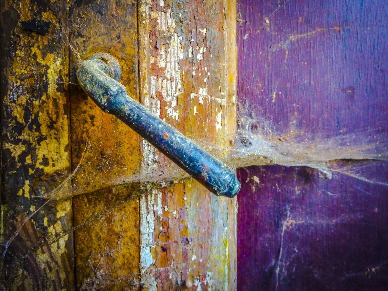 Panasonic DMC-TZ7 sample photo. Lost place, door, jack photography