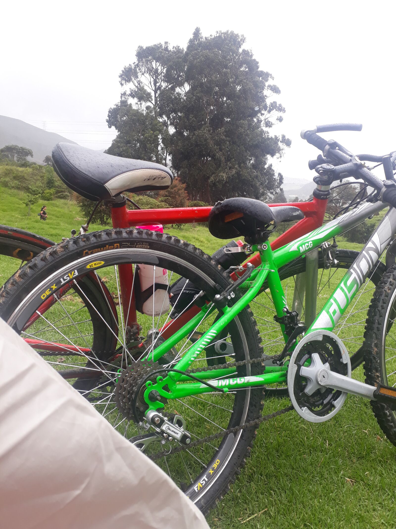 Samsung Galaxy J5 Prime sample photo. Bike, park, cyclist photography