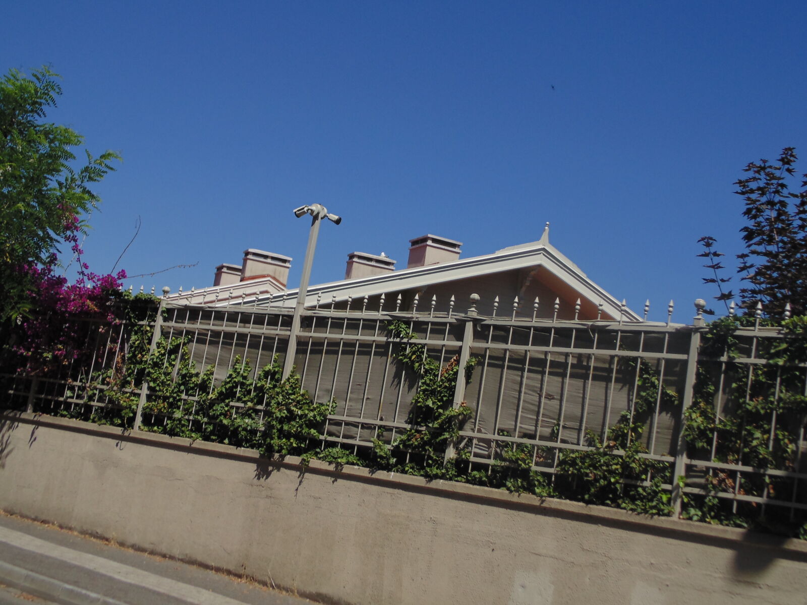 Sony DSC-H100 sample photo