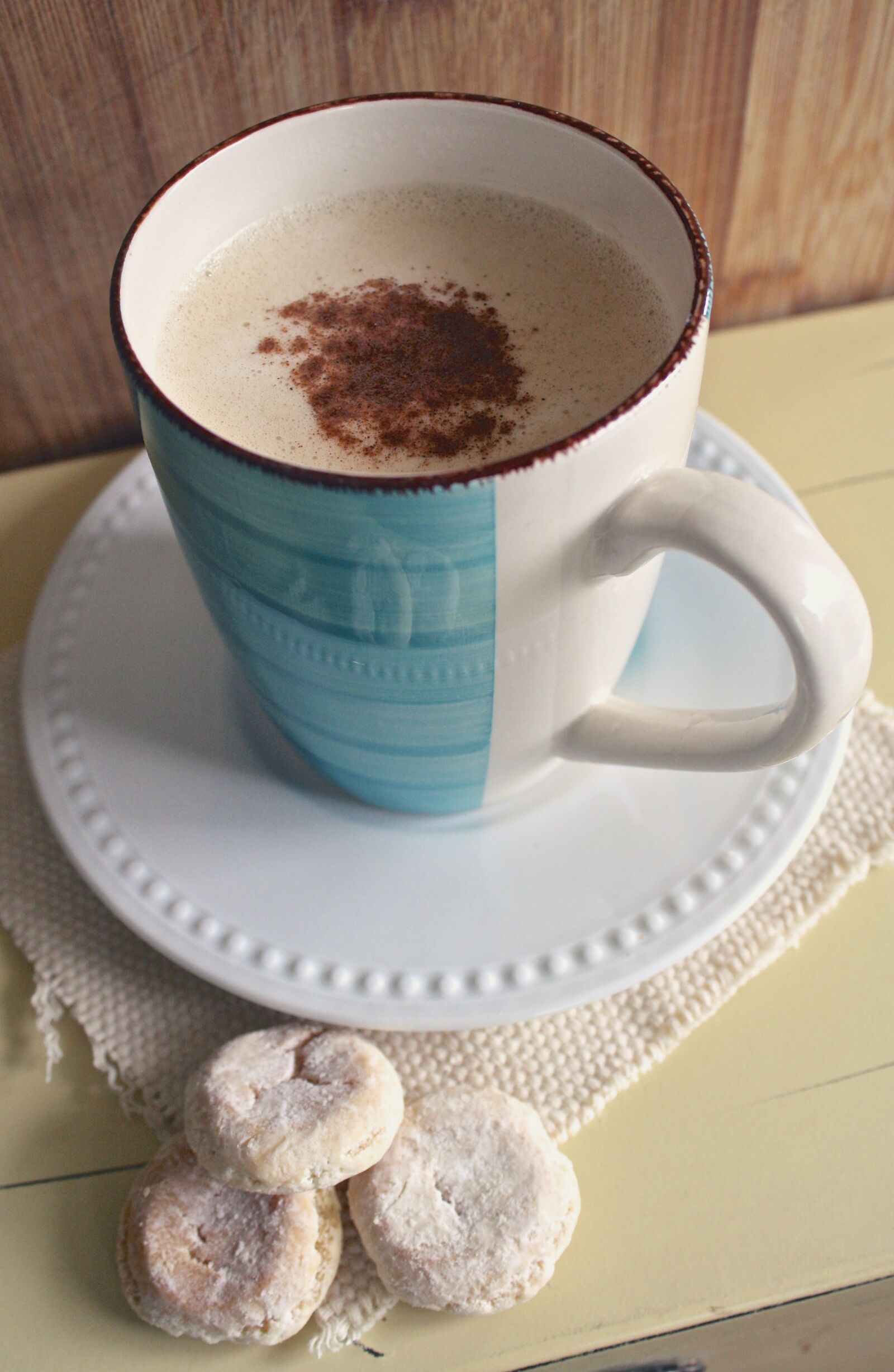 Canon EOS 1000D (EOS Digital Rebel XS / EOS Kiss F) sample photo. Coffee, cup, mug photography