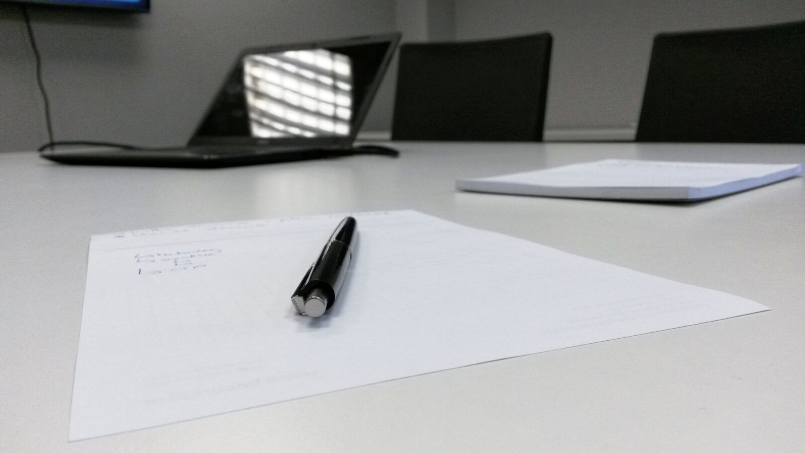 Samsung Galaxy S4 Mini sample photo. Desk, meeting, pencil photography