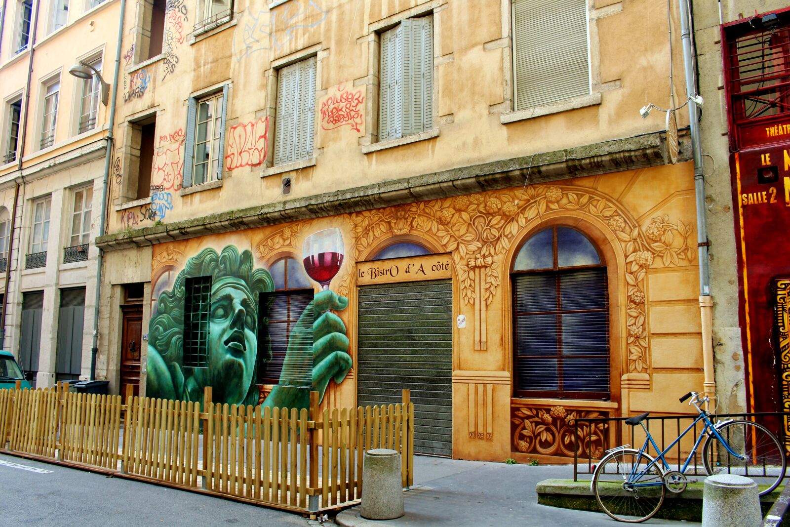 Canon EOS 700D (EOS Rebel T5i / EOS Kiss X7i) sample photo. Theater, lyon, france photography