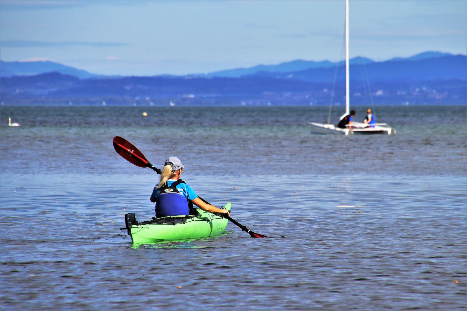 Canon EOS 80D sample photo. Kayak, on the water photography