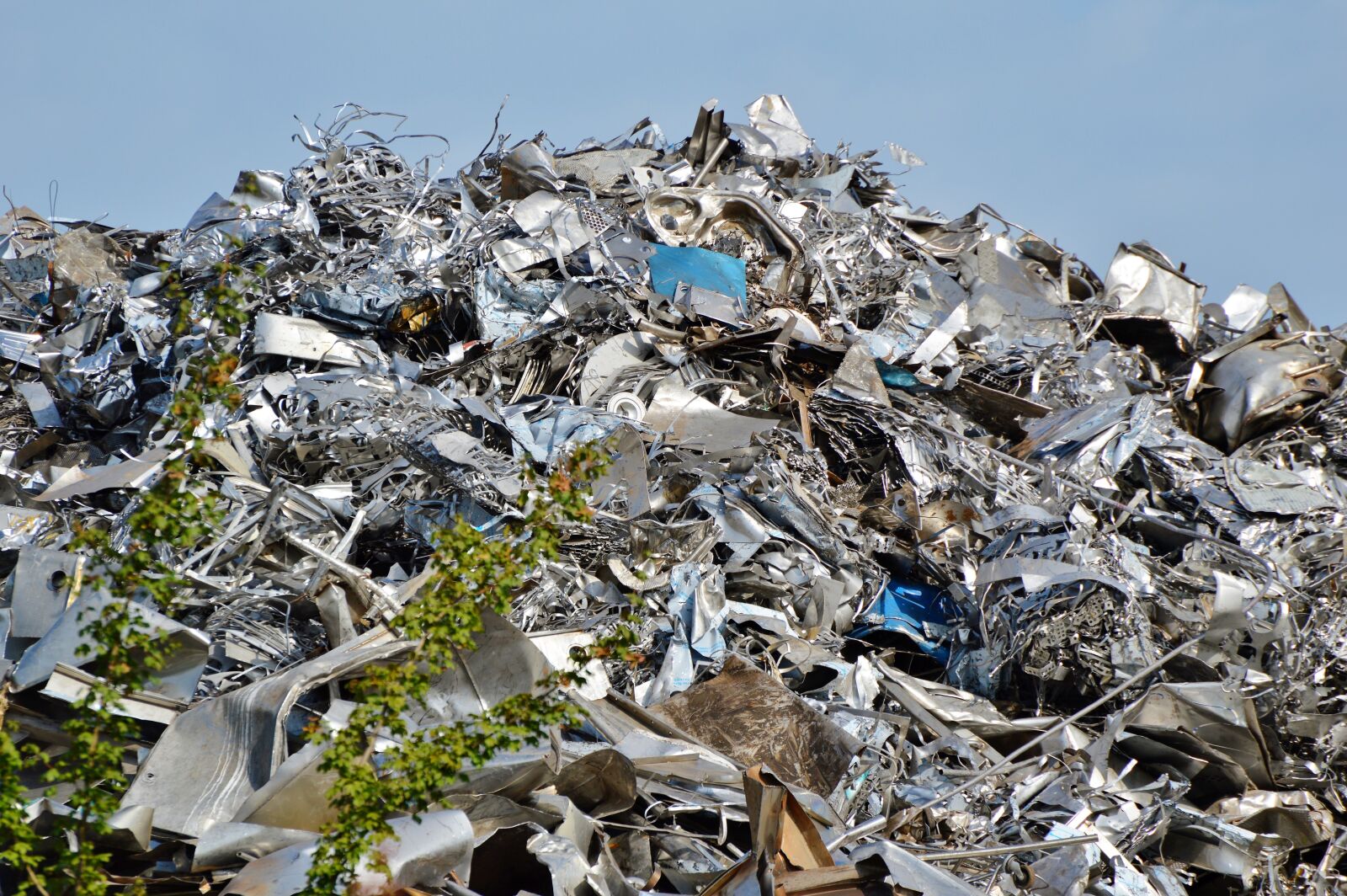 Nikon D3200 sample photo. Scrap, junkyard, scrap metal photography