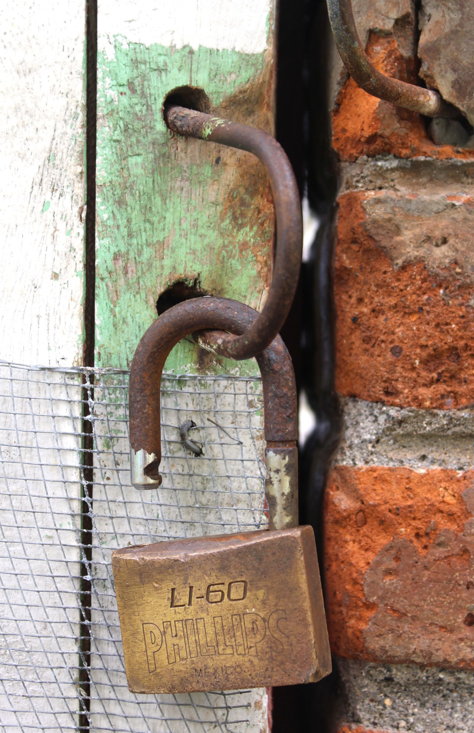 Canon EOS 600D (Rebel EOS T3i / EOS Kiss X5) sample photo. Lock, padlock photography