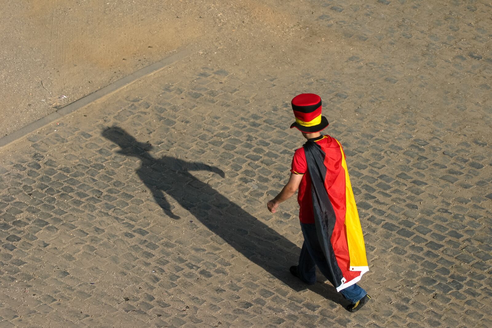 Canon EOS 10D sample photo. Man, hat, national colours photography