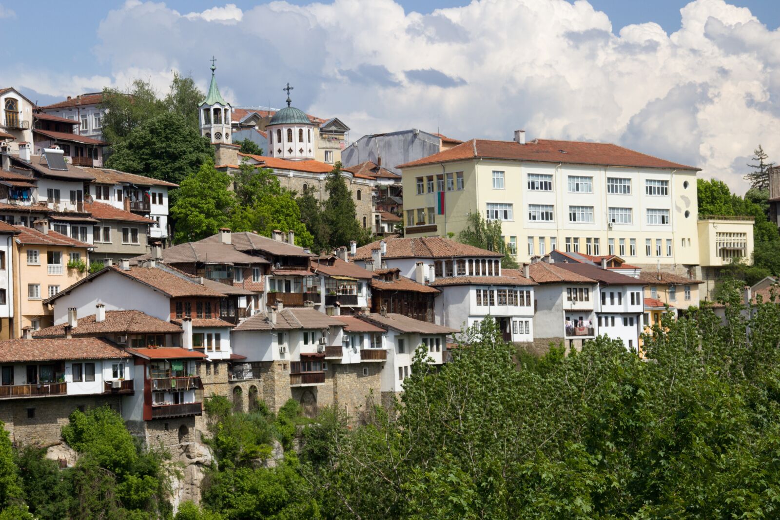 Canon EOS 600D (Rebel EOS T3i / EOS Kiss X5) sample photo. Bulgaria, europe, city photography