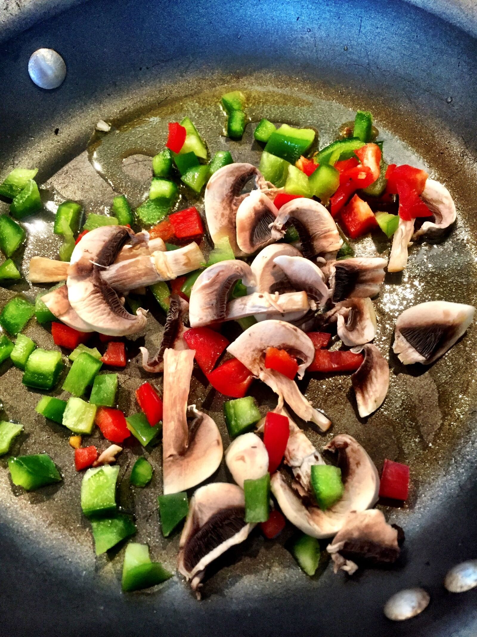 Apple iPhone 6 sample photo. Mushrooms, peppers, stir fry photography