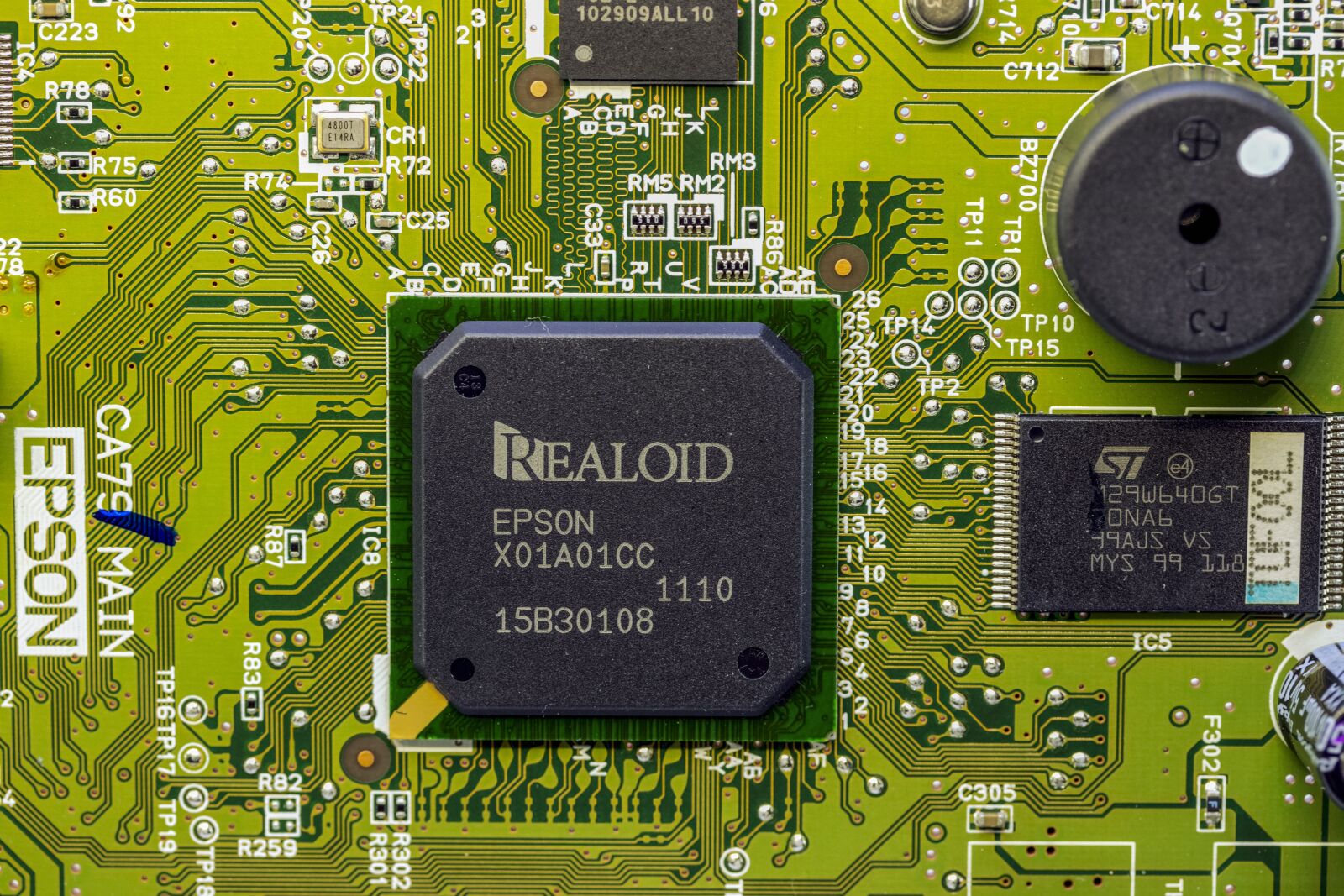 Canon EF-S 60mm F2.8 Macro USM sample photo. Board, electronics, computer photography