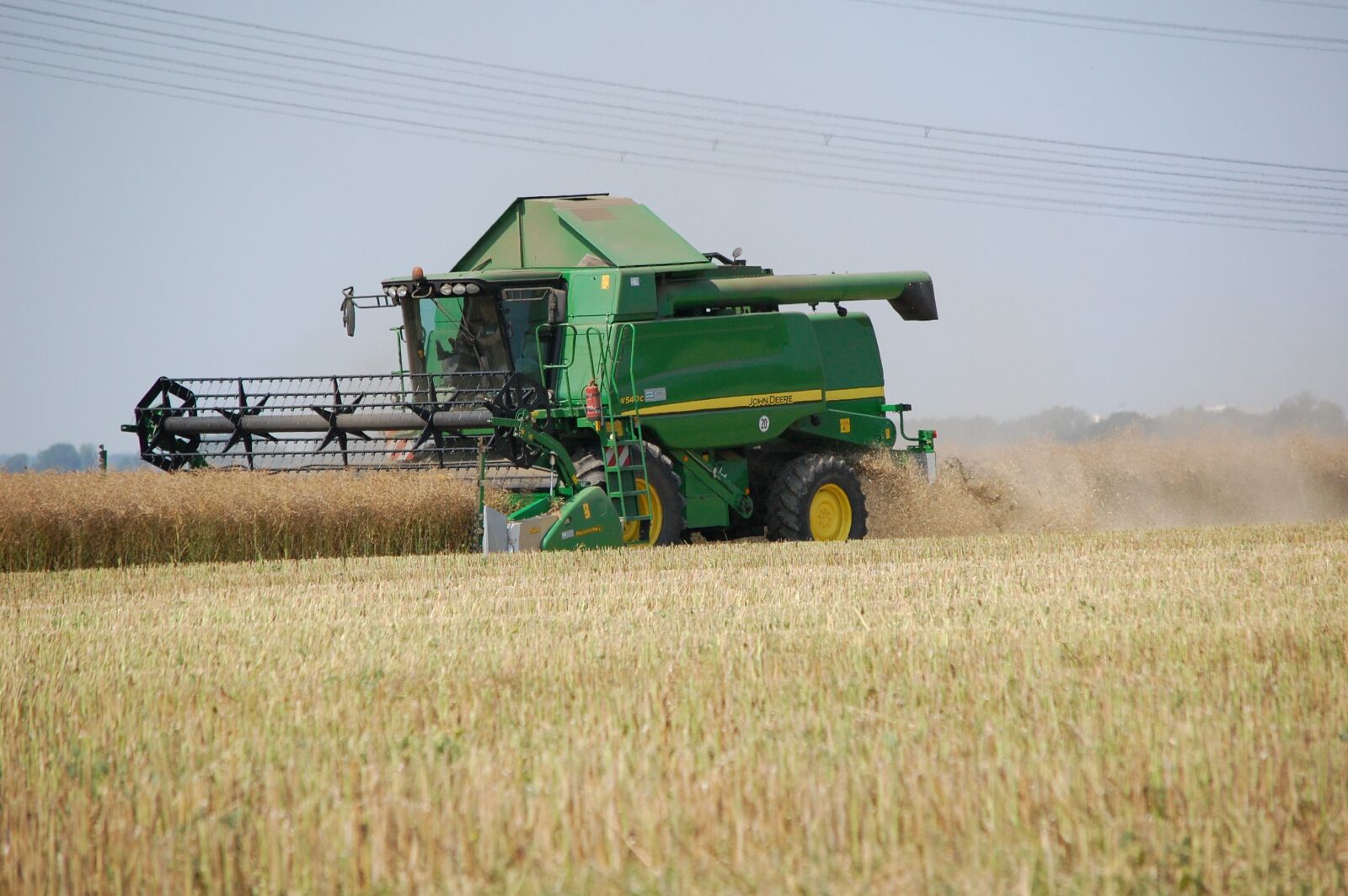 Nikon D40 sample photo. Mehdrescher, field, harvest photography