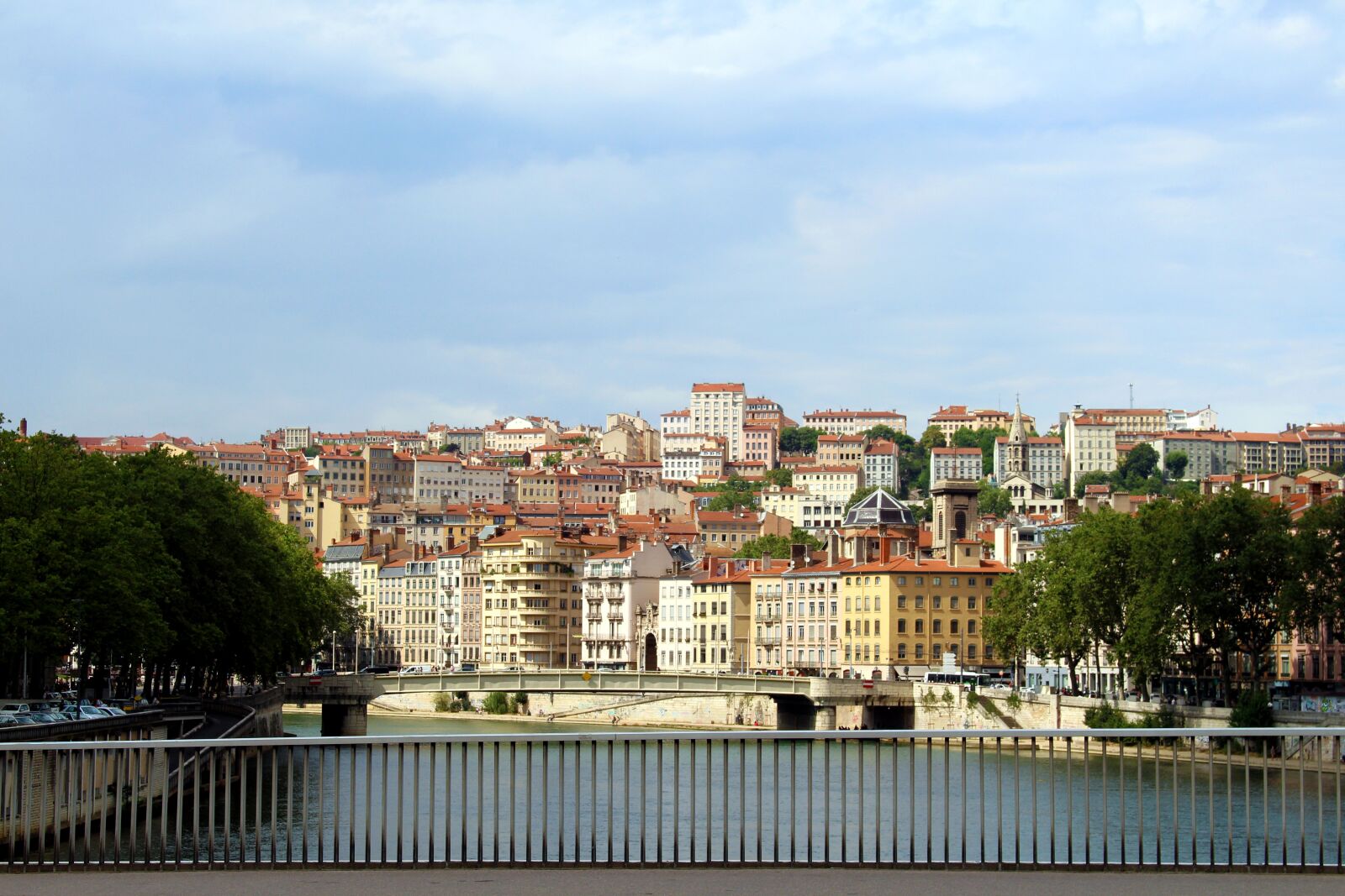Canon EOS 700D (EOS Rebel T5i / EOS Kiss X7i) sample photo. France, lyon, architecture photography