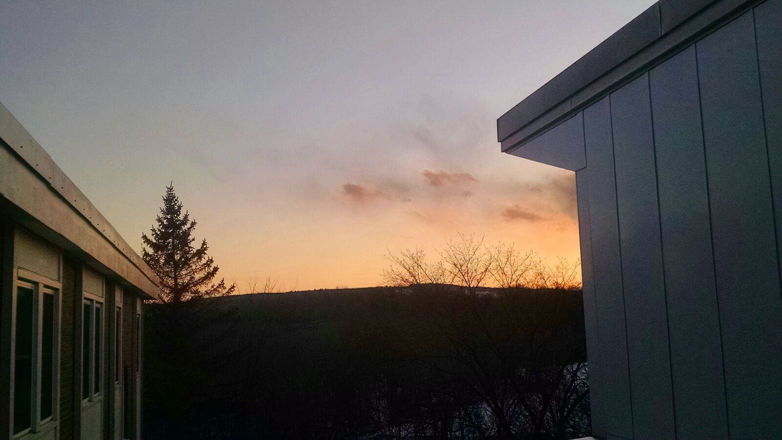 Motorola Moto X (1st Gen) sample photo. Clouds, orange, sky, spring photography