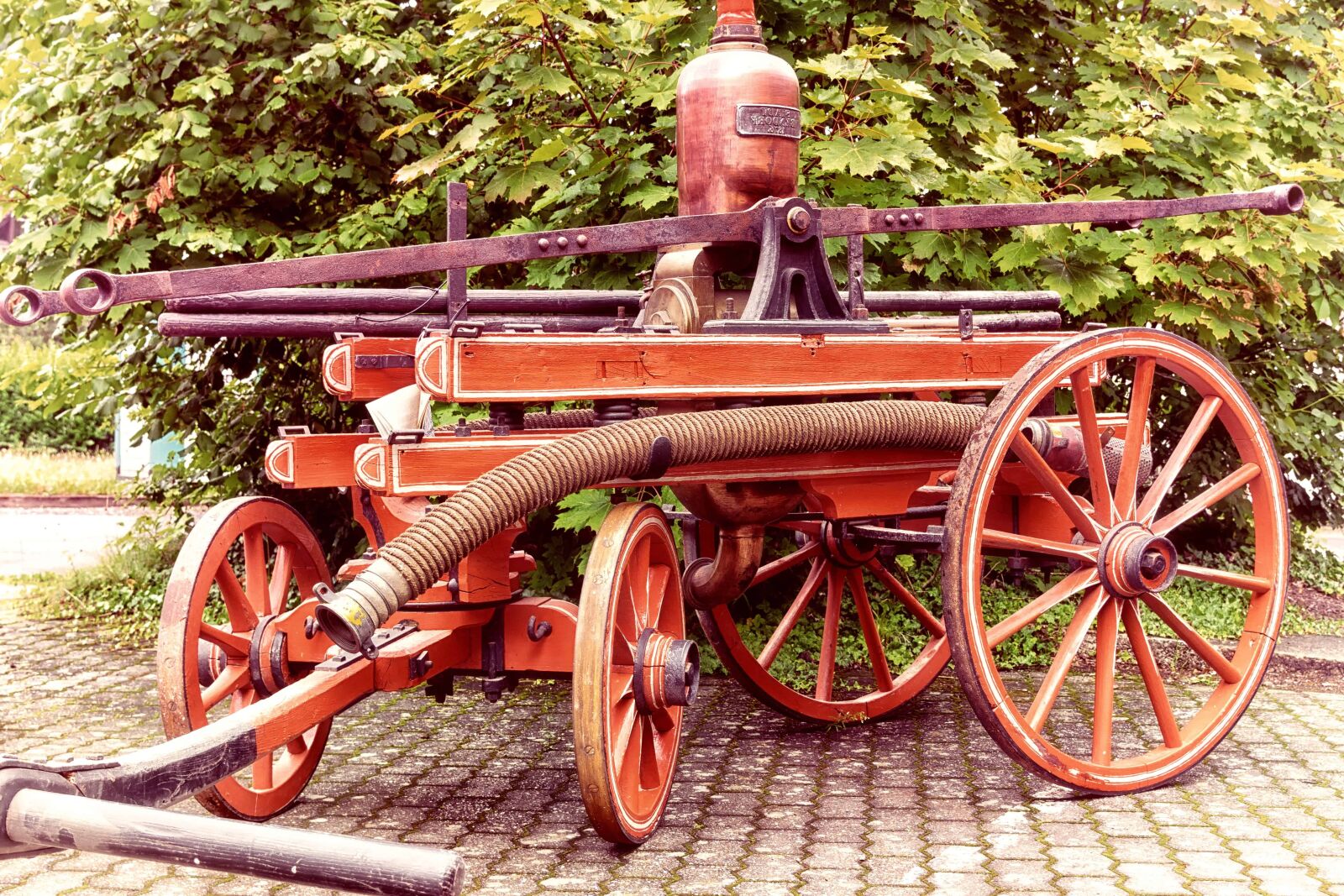 Nikon D3300 sample photo. Carriage, antique, vehicle, wood photography