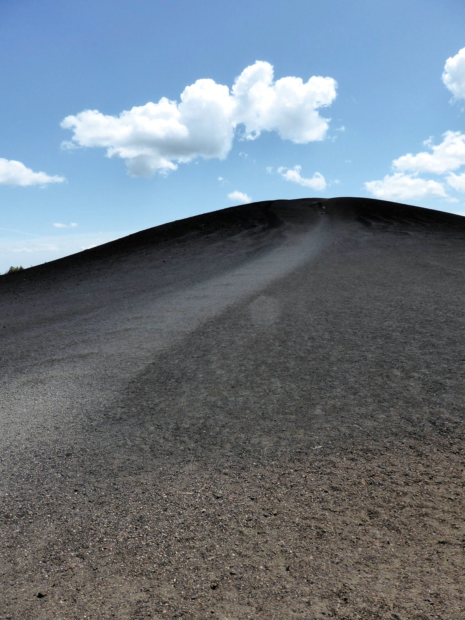 Panasonic Lumix DMC-ZS30 (Lumix DMC-TZ40) sample photo. Nature, lava, hill photography
