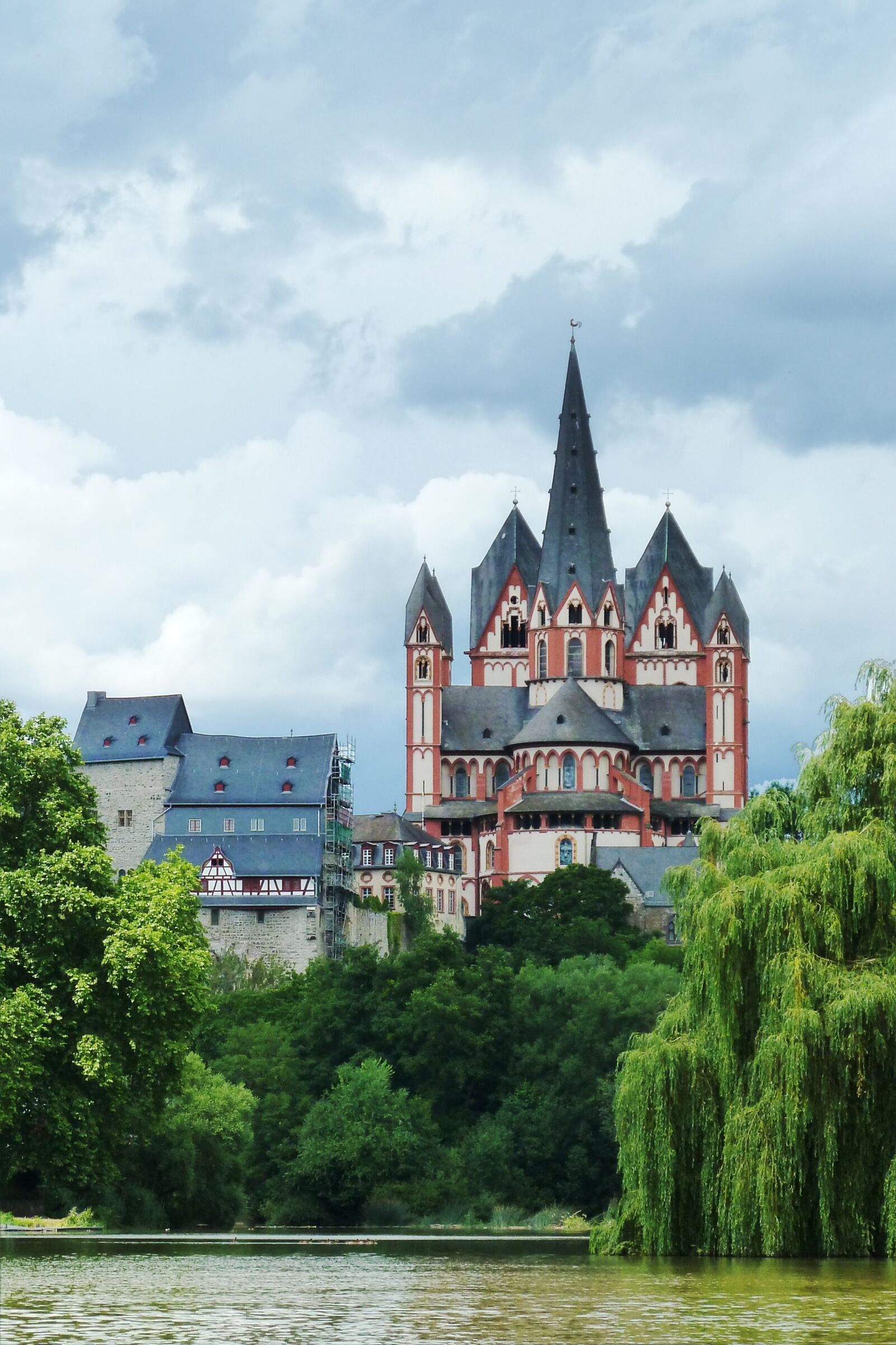 Panasonic Lumix DMC-ZS7 (Lumix DMC-TZ10) sample photo. Limburger dom, limburg, dom photography
