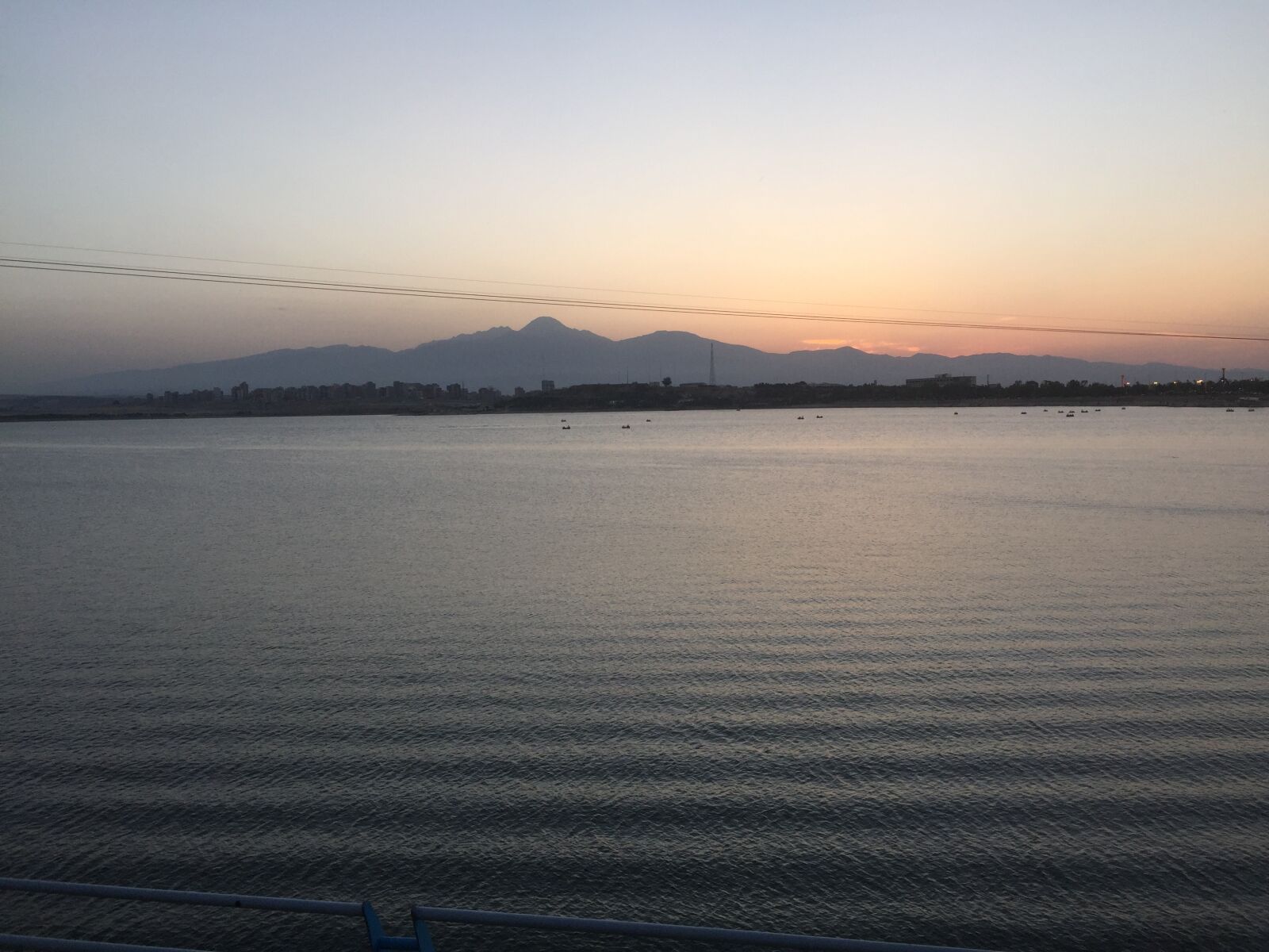 iPhone 6 Plus back camera 4.15mm f/2.2 sample photo