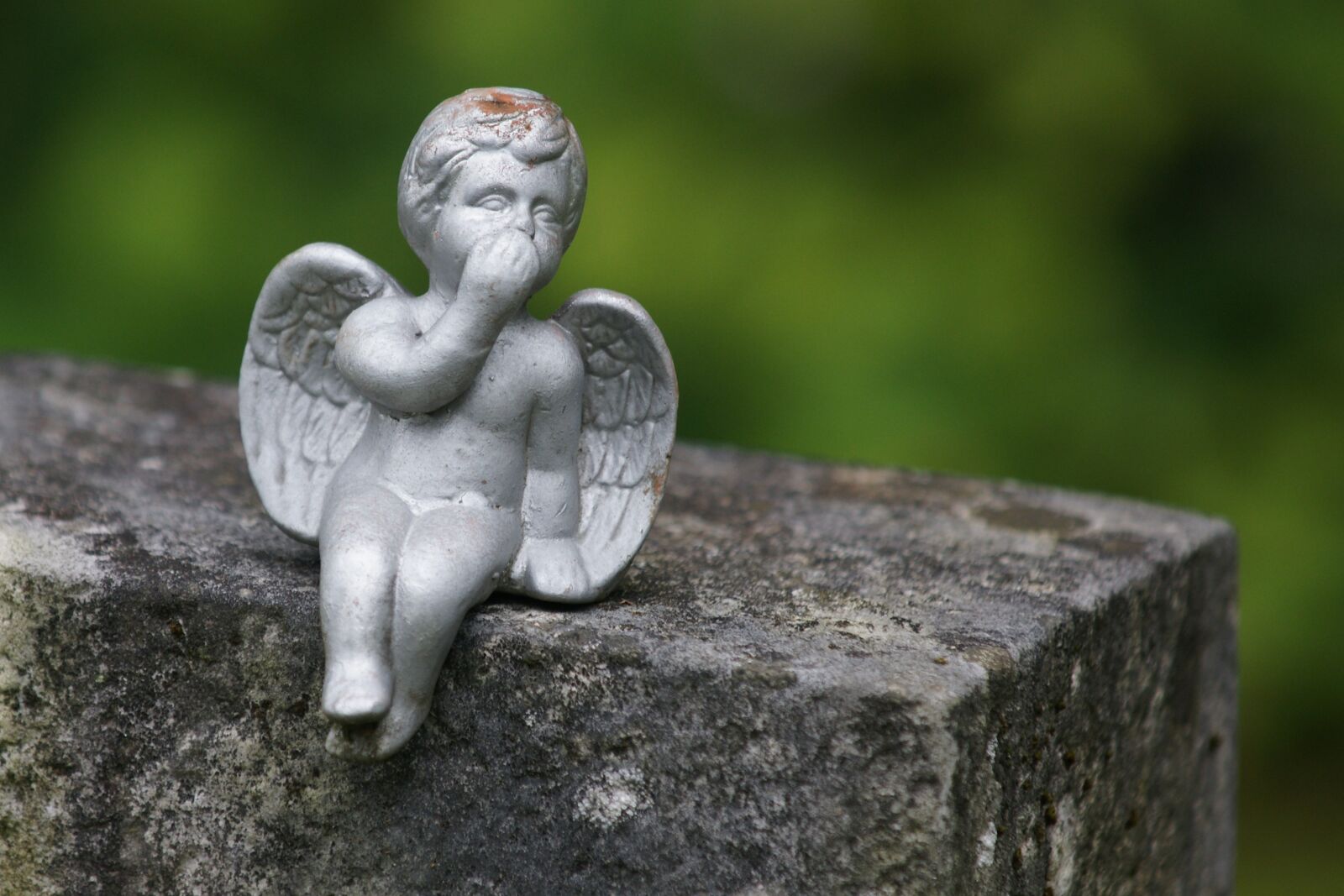 Sony Alpha DSLR-A700 sample photo. Angel, contemplative, figure photography