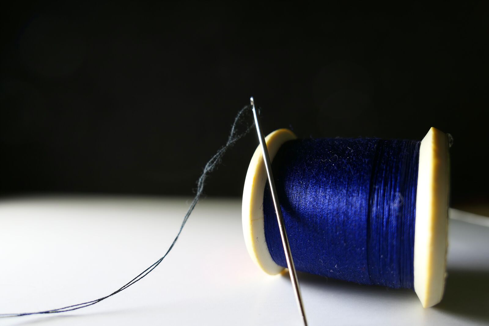 Panasonic Lumix DMC-LX10 (Lumix DMC-LX15) sample photo. Thread, coil, cord photography