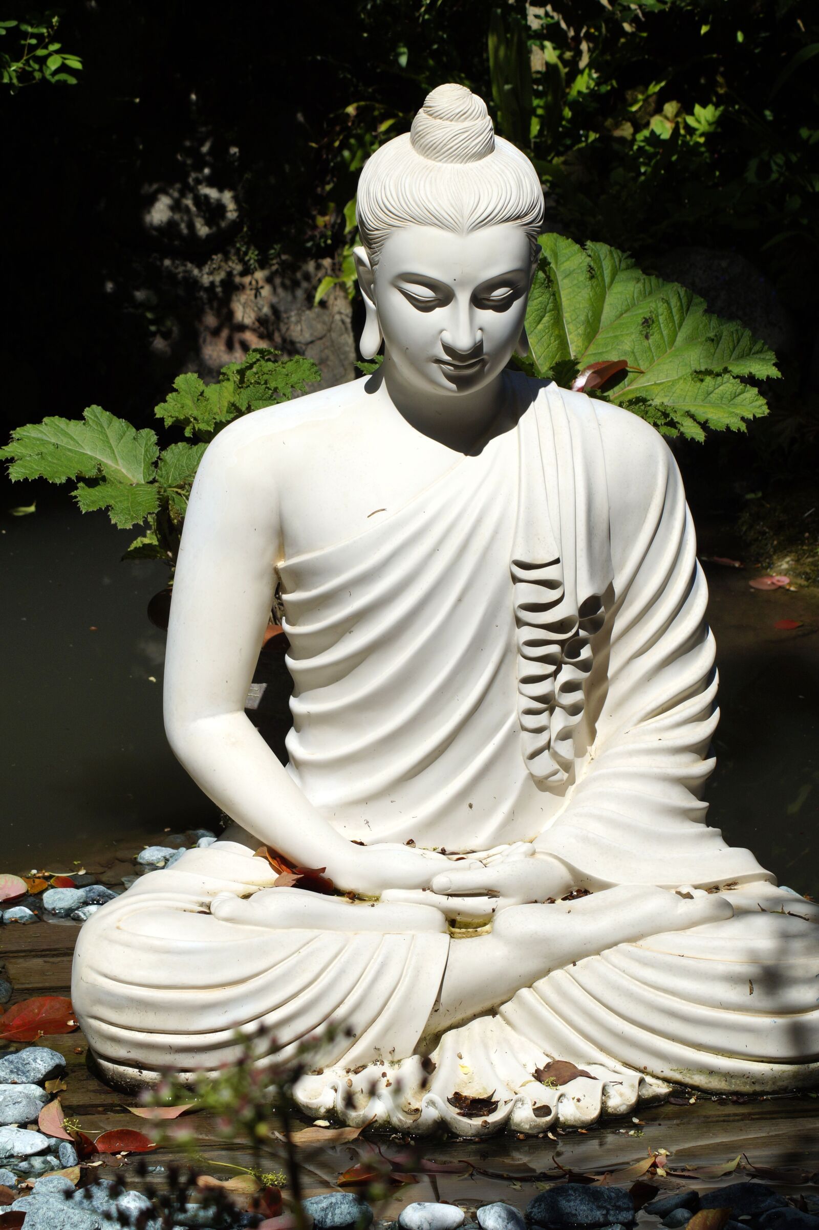Sony SLT-A58 sample photo. Buddha, statue, sculpture photography