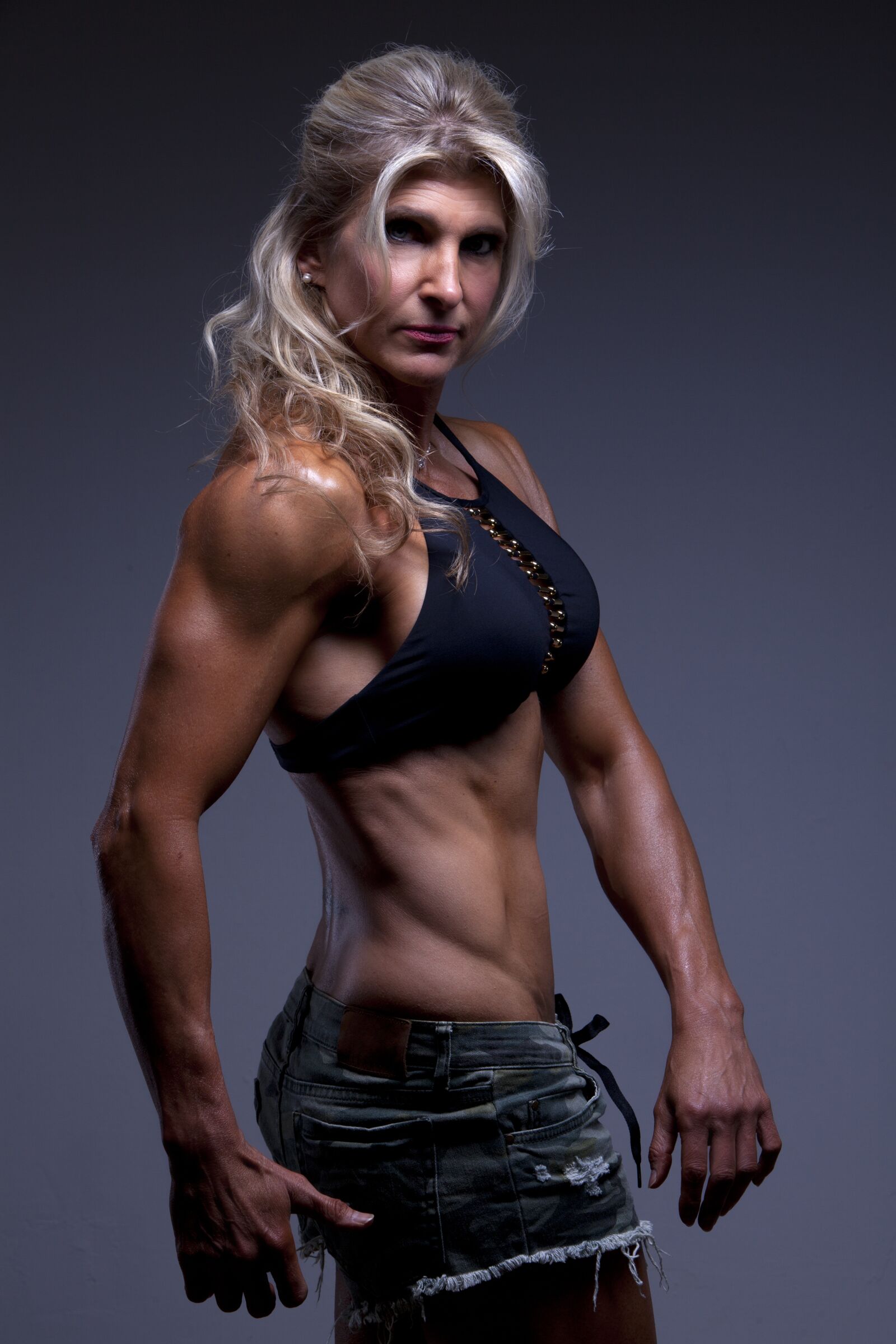 Canon EOS 5D Mark II sample photo. Female, athletic, fit photography