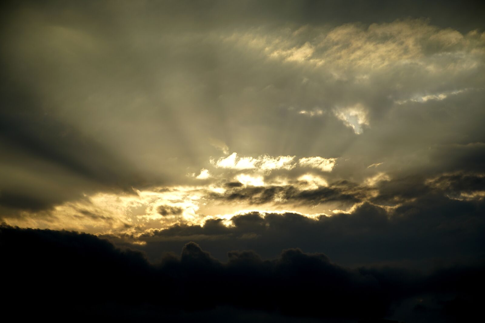 Sony a7R II sample photo. Sun set, clouds, sky photography