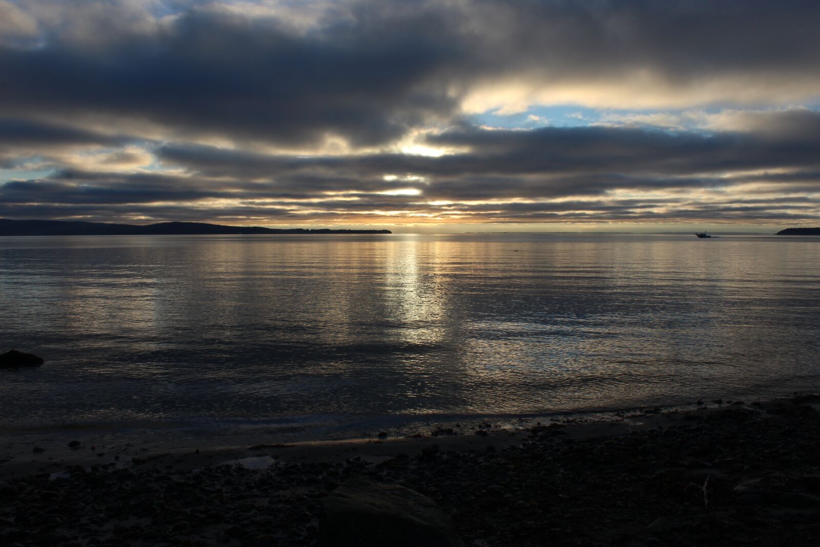 Canon EOS 1200D (EOS Rebel T5 / EOS Kiss X70 / EOS Hi) sample photo. Scenery, sunset, west coast photography